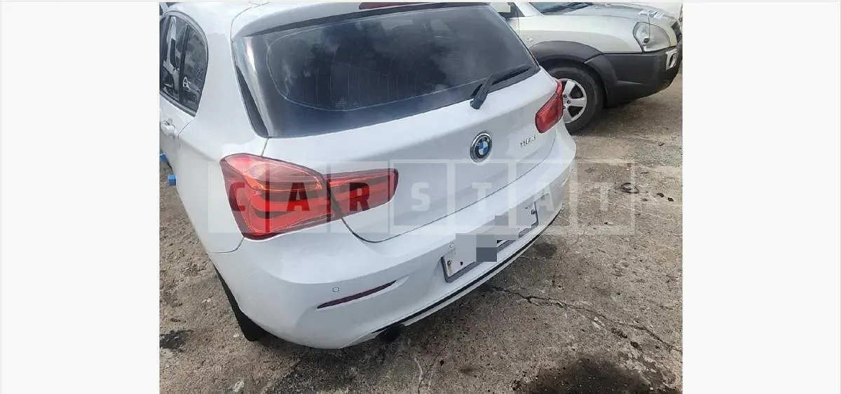 Photo 2 of 24: 2015 BMW 118d — Korean insurance auction