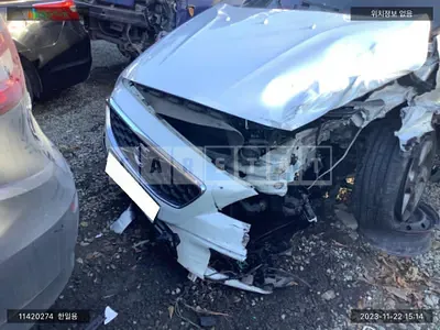 Photo 1 of 17: 2015 Volvo V40CC, VIN YV1MZ79K0G2091033 — Korean insurance auction
