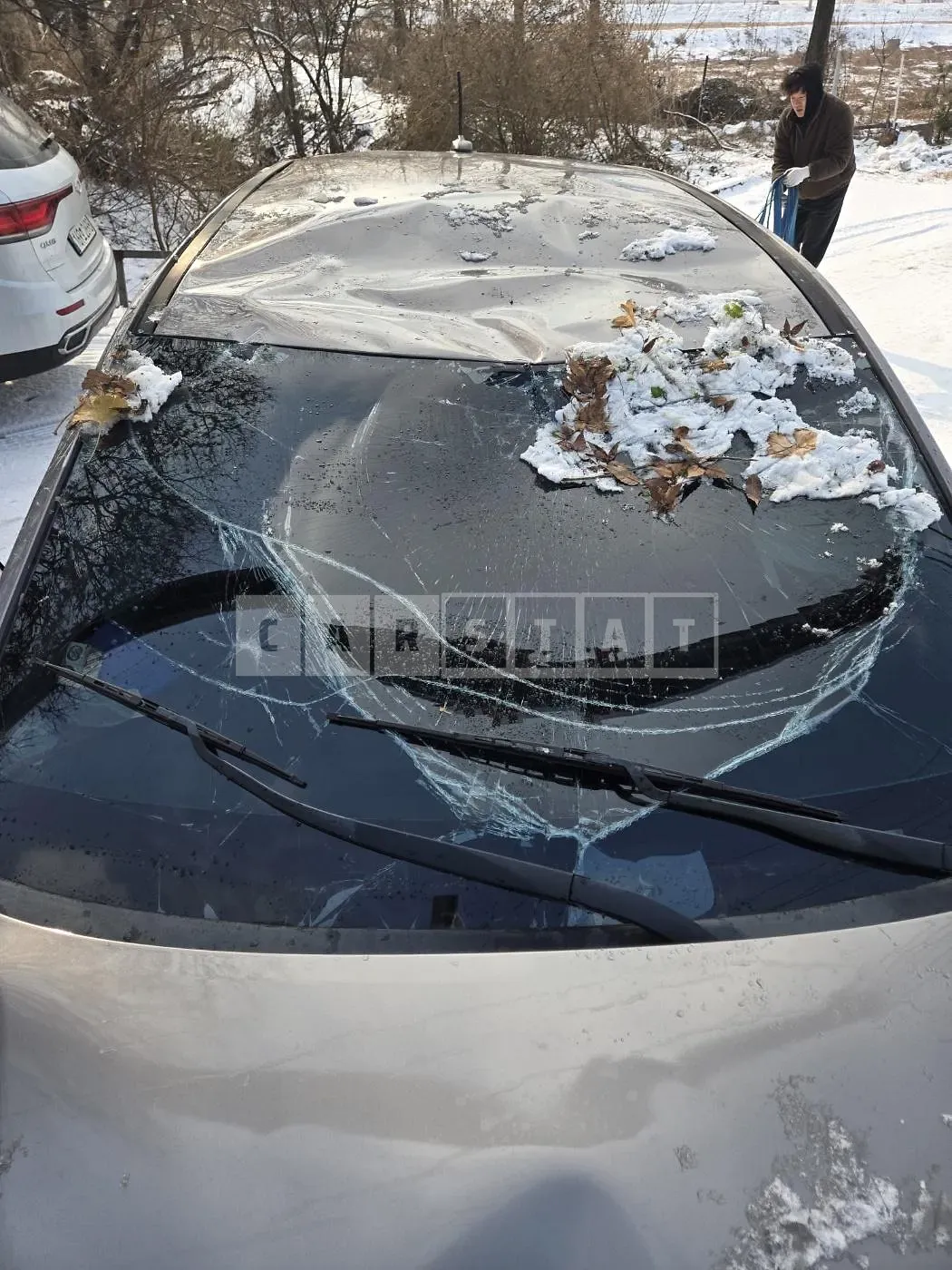 Photo 2 of 12: 2017 Hyundai Kona, VIN KMHK3816GJU025825 — Korean insurance auction