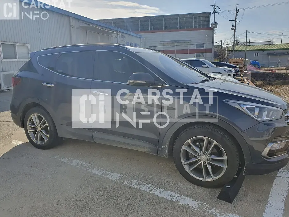 Photo 2 of 5: 2015 Hyundai Santa Fe 2.0 — Korean insurance auction