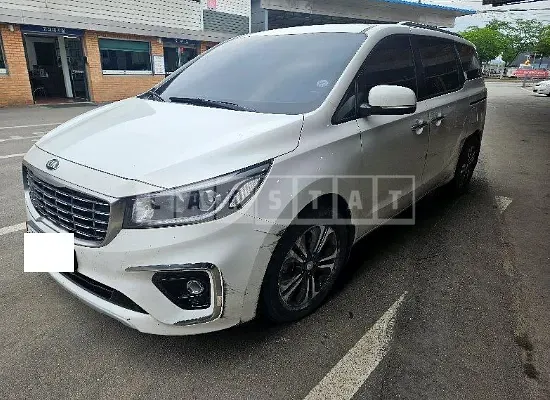 Photo 2 of 50: 2019 Kia Carnival — Korean insurance auction