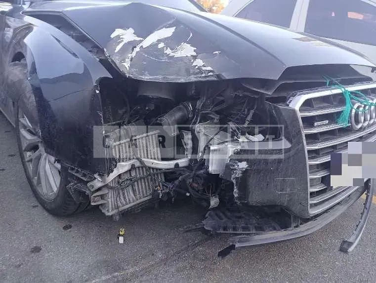 Photo 2 of 5: 2014 Audi A8L 60 TDI quattro — Korean insurance auction