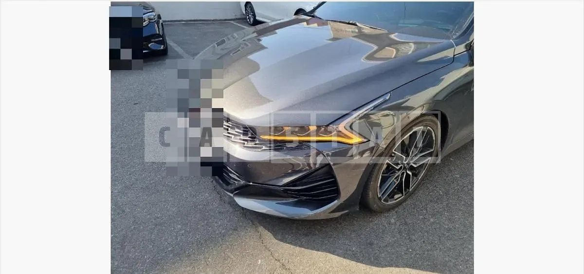 Photo 2 of 2: 2020 Kia (parts) K5 L Headlamp — Korean insurance auction