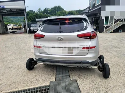 Photo 1 of 7: 2019 Hyundai Tucson, VIN KMHJ381ADKU108320 — Korean insurance auction
