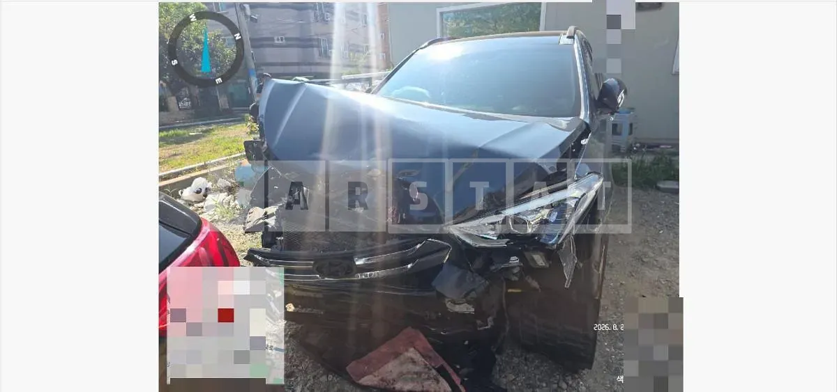 Photo 2 of 10: 2015 Hyundai Santa Fe 2.0 — Korean insurance auction