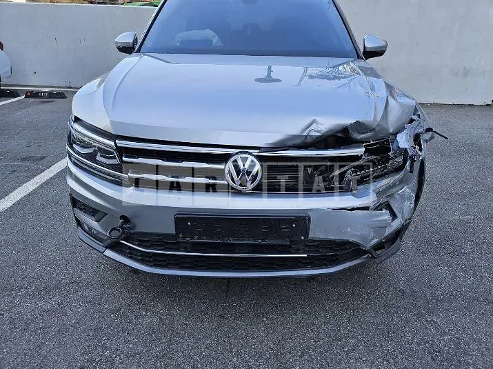 Photo 2 of 18: 2020 Volkswagen Tiguan All Face 2.0 TDI — Korean insurance auction