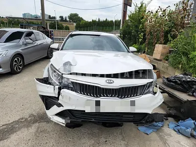 Photo 1 of 6: 2018 Kia K5 2.0(LPG), VIN KNAGS416BKA266273 — Korean insurance auction