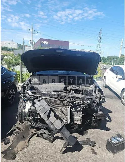 Photo 1 of 13: 2019 Hyundai Santa Fe — Korean insurance auction