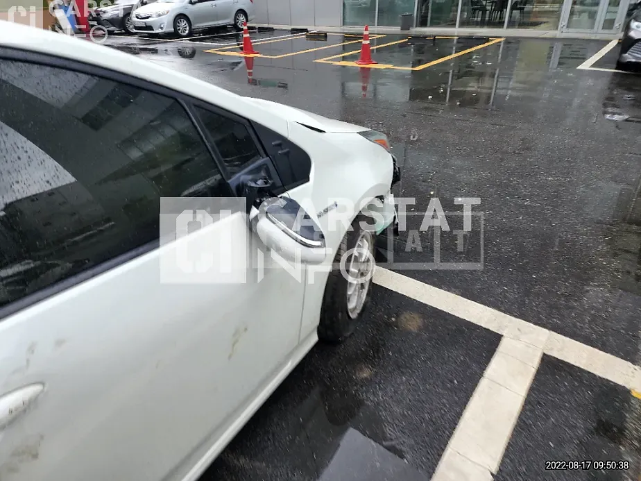 Photo 2 of 21: 2017 Toyota Prius, VIN JTDKBRFU7H3564269 — Korean insurance auction