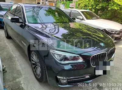 Photo 1 of 35: 2014 BMW 750Li xDrive, VIN WBAYF8103FD185738 — Korean insurance auction