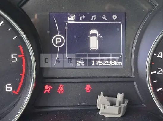 Photo 2 of 16: 2018 Kia Carnival, VIN KNAMB81ABJS348382 — Korean insurance auction