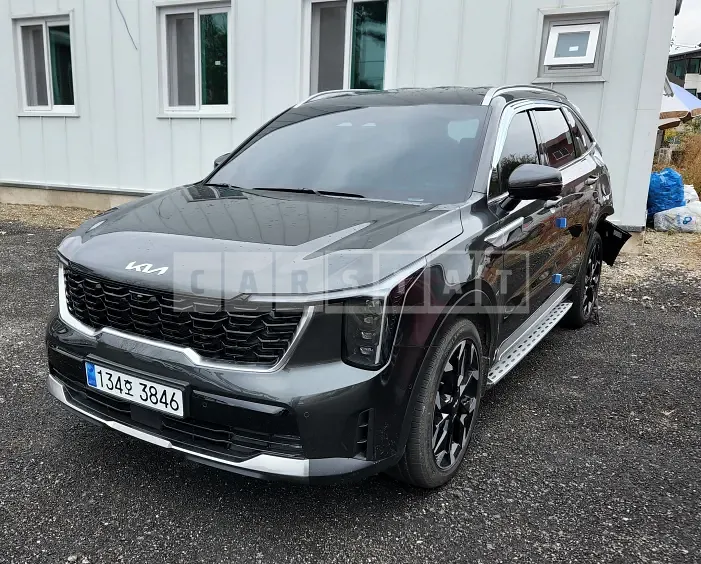 Photo 2 of 7: 2024 Kia Sorento, VIN KNARK81BHRA247608 — Korean insurance auction