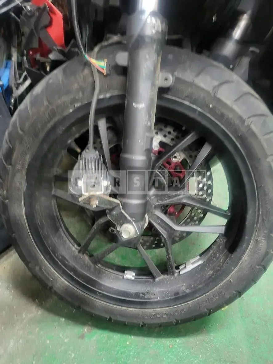 Photo 2 of 25: 2021 Honda (Two-Wheel) Forza 350 — Korean insurance auction