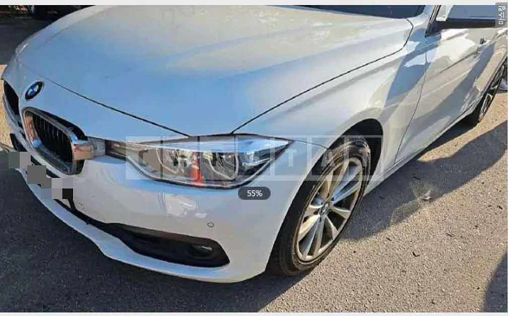 Photo 2 of 9: 2017 BMW 320d — Korean insurance auction