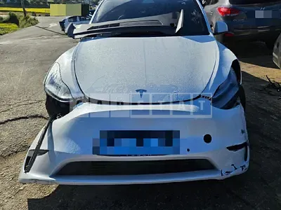 Photo 1 of 5: 2021 Tesla Model Y — Korean insurance auction