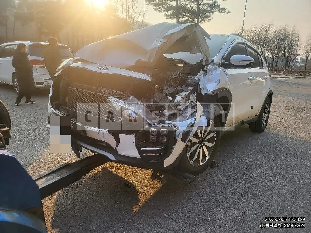Photo 2 of 13: 2018 Kia Sportage 2.0 (Gasoline), VIN KNAP781ABJK490890 — Korean insurance auction