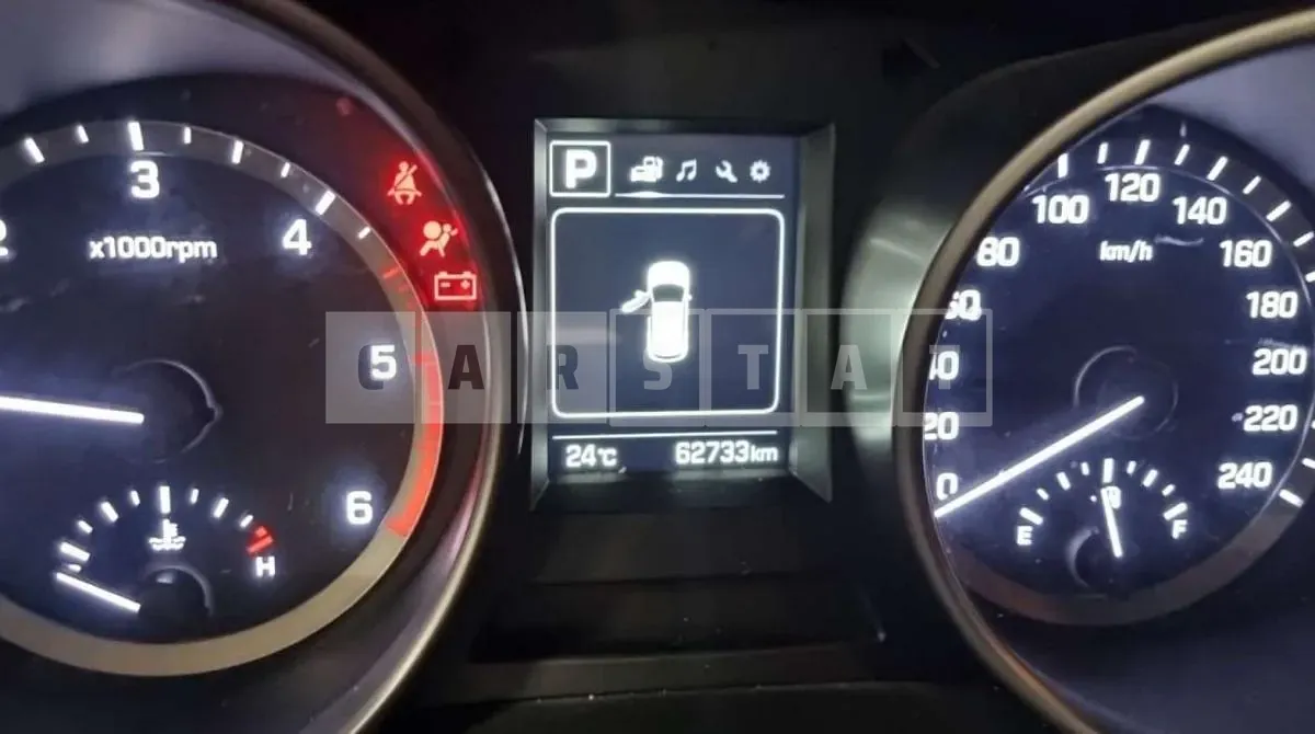 Photo 2 of 2: 2016 Hyundai Santa Fe DM — Korean insurance auction