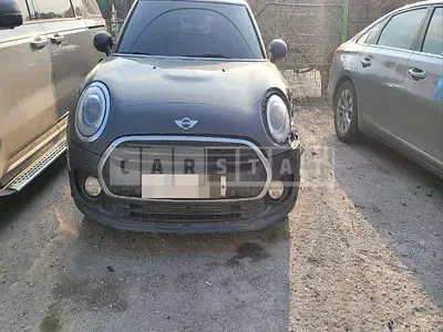 Photo 1 of 11: 2017 MINI Cooper D Clubman — Korean insurance auction
