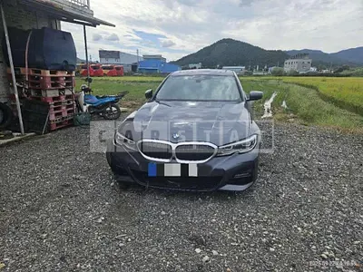 Photo 1 of 24: 2021 BMW 320d — Korean insurance auction