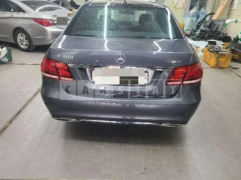 Photo 2 of 18: 2014 Mercedes-Benz E300 4Matic — Korean insurance auction