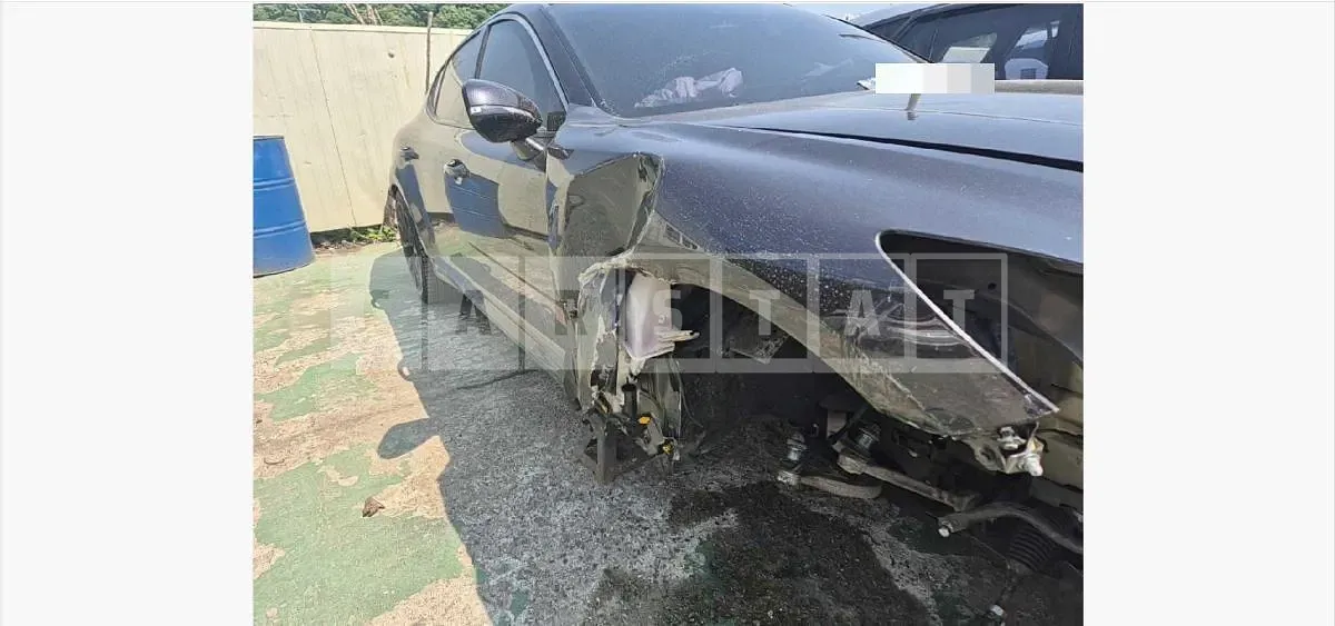 Photo 2 of 22: 2017 Kia Stinger 2.0 Turbo — Korean insurance auction
