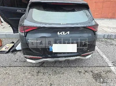 Photo 1 of 12: 2021 Kia Sportage — Korean insurance auction