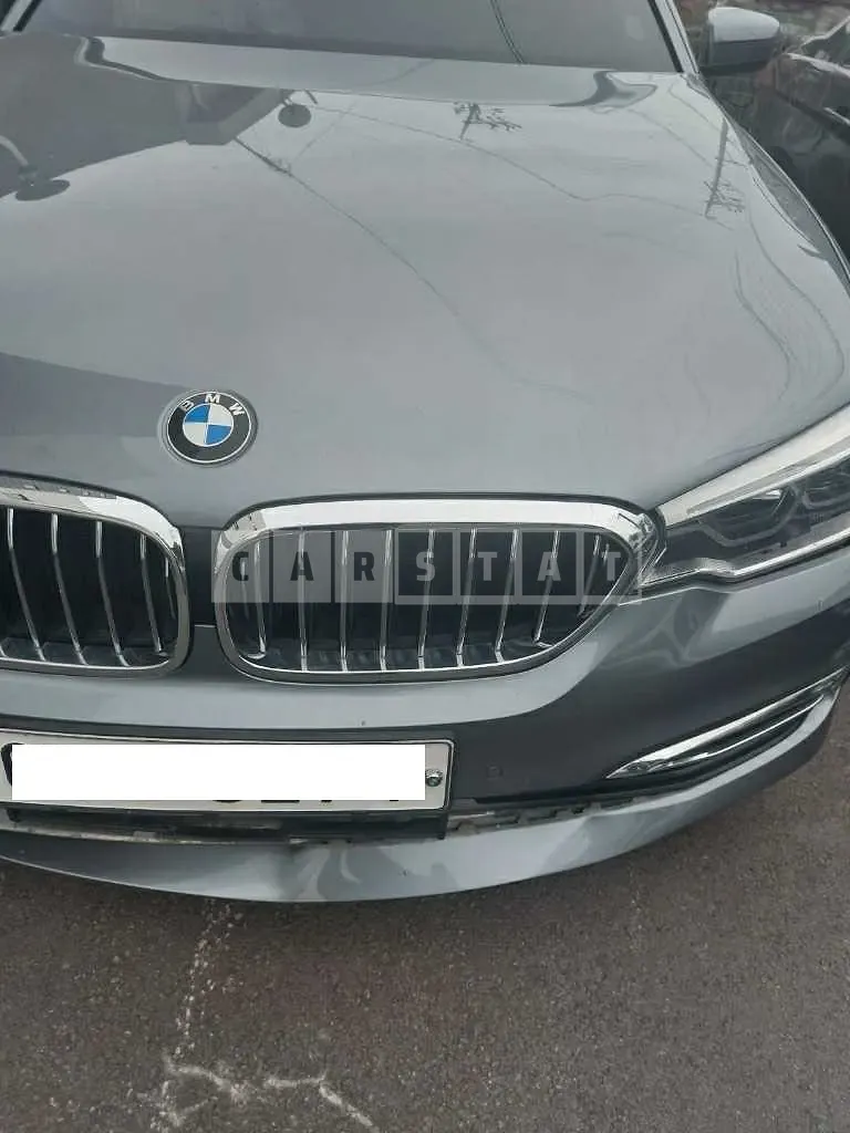 Photo 2 of 39: 2018 BMW 520d, VIN WBAJC3108JG994494 — Korean insurance auction