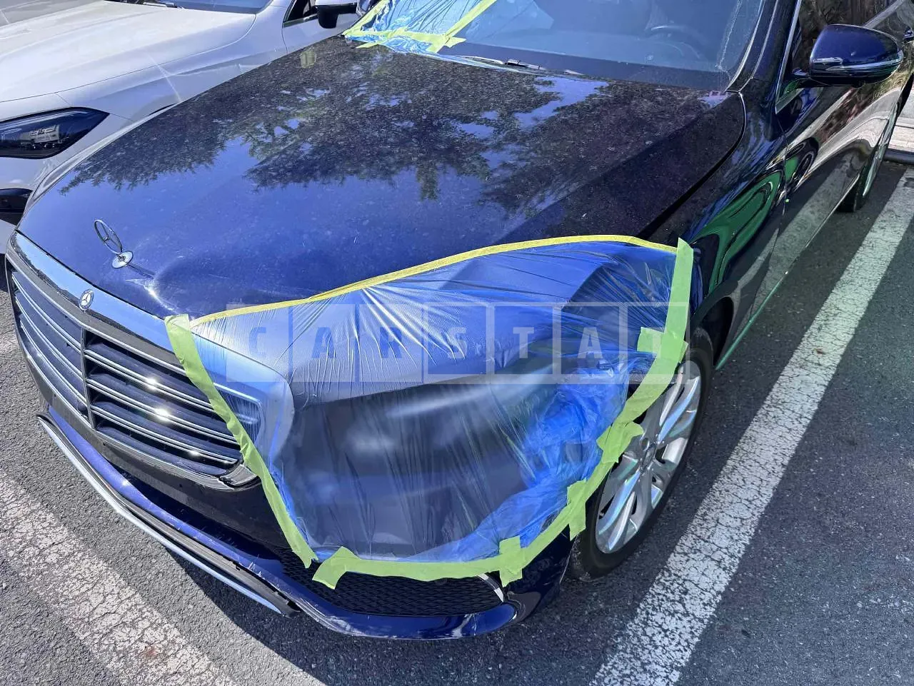 Photo 2 of 42: 2016 Mercedes-Benz E300 4Matic, VIN WDDZF4KB3HA111682 — Korean insurance auction