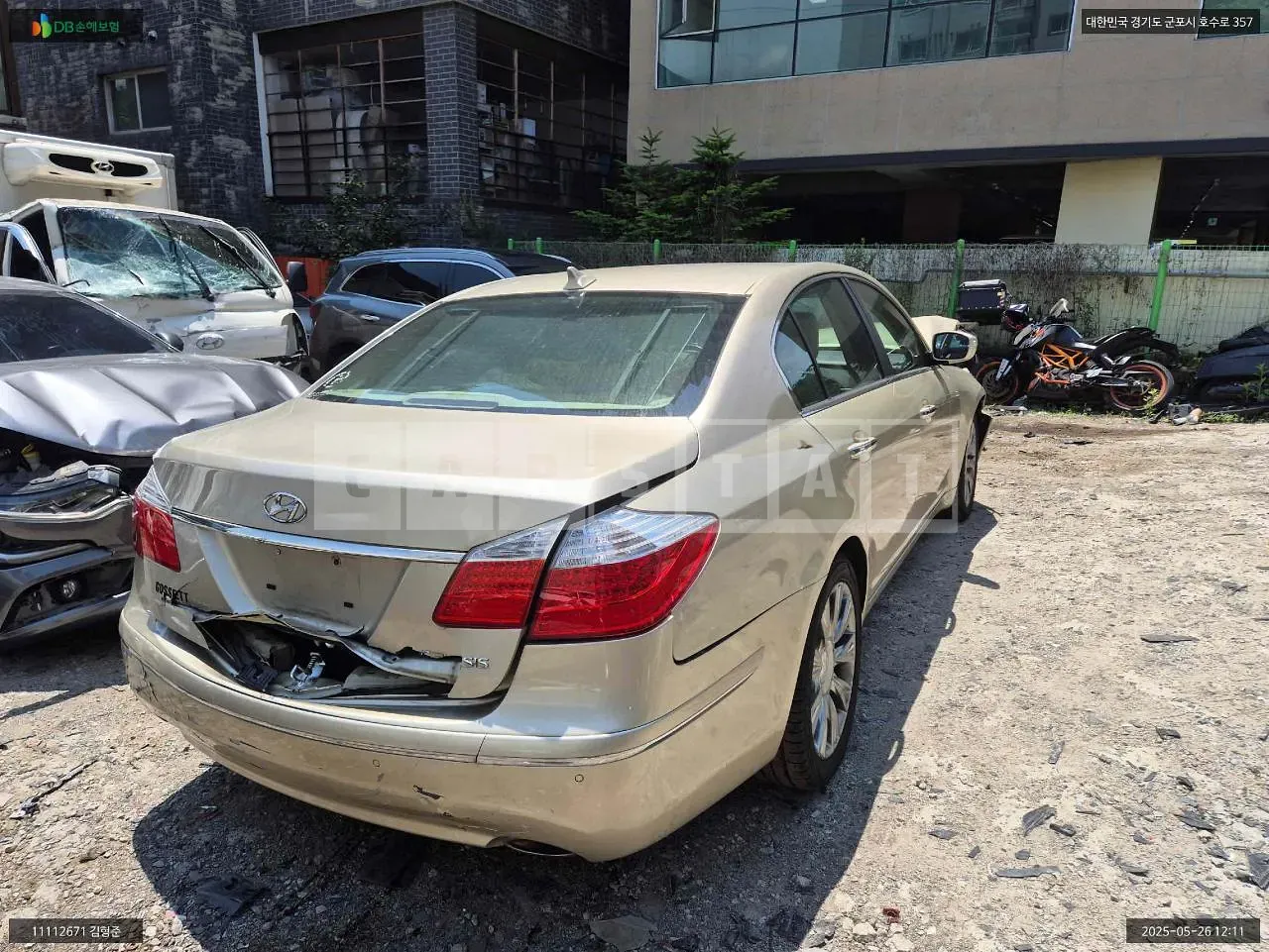 Photo 2 of 7: 2015 Hyundai Genesis, VIN KMHGC4DE5AU078153 — Korean insurance auction
