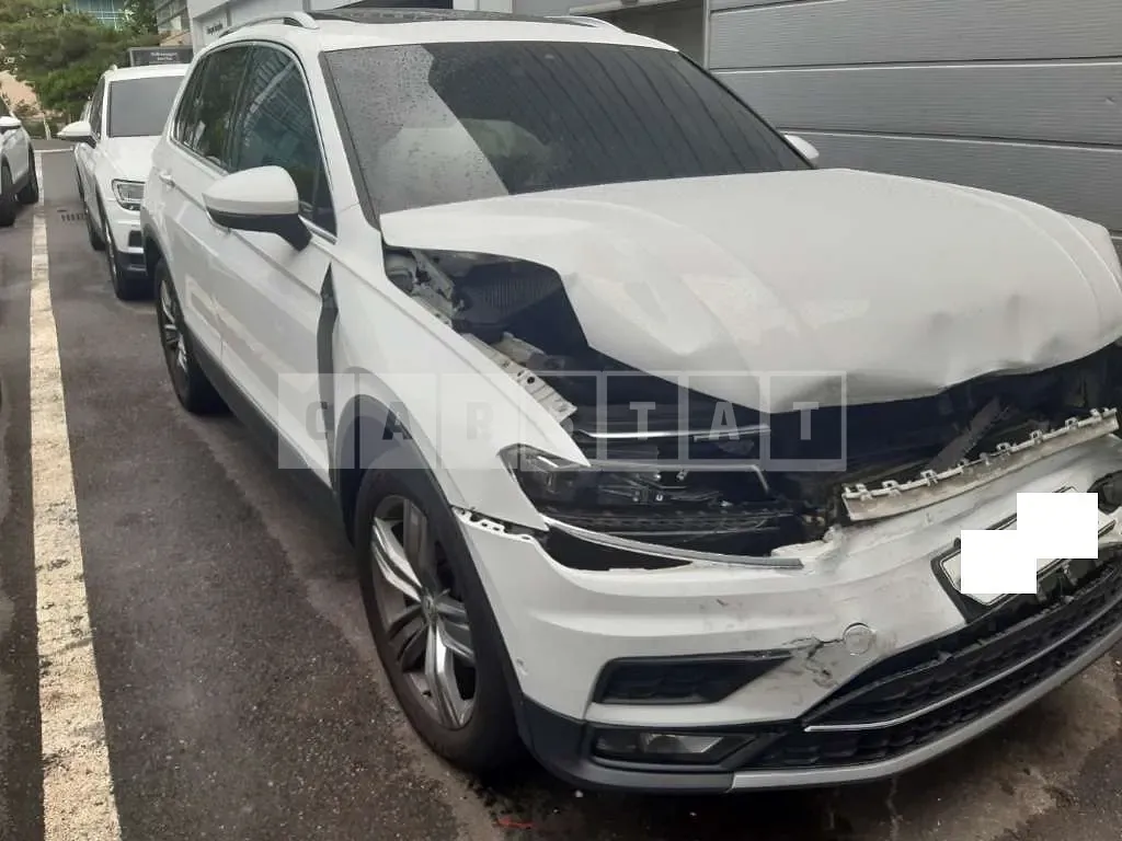 Photo 2 of 18: 2018 Volkswagen Tiguan 2.0 TDI 4MOTION, VIN WVGZZZ5NZJW967492 — Korean insurance auction