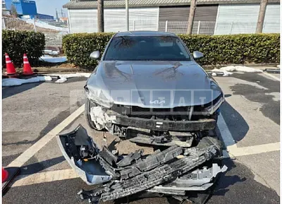 Photo 1 of 18: 2022 Kia K5 — Korean insurance auction