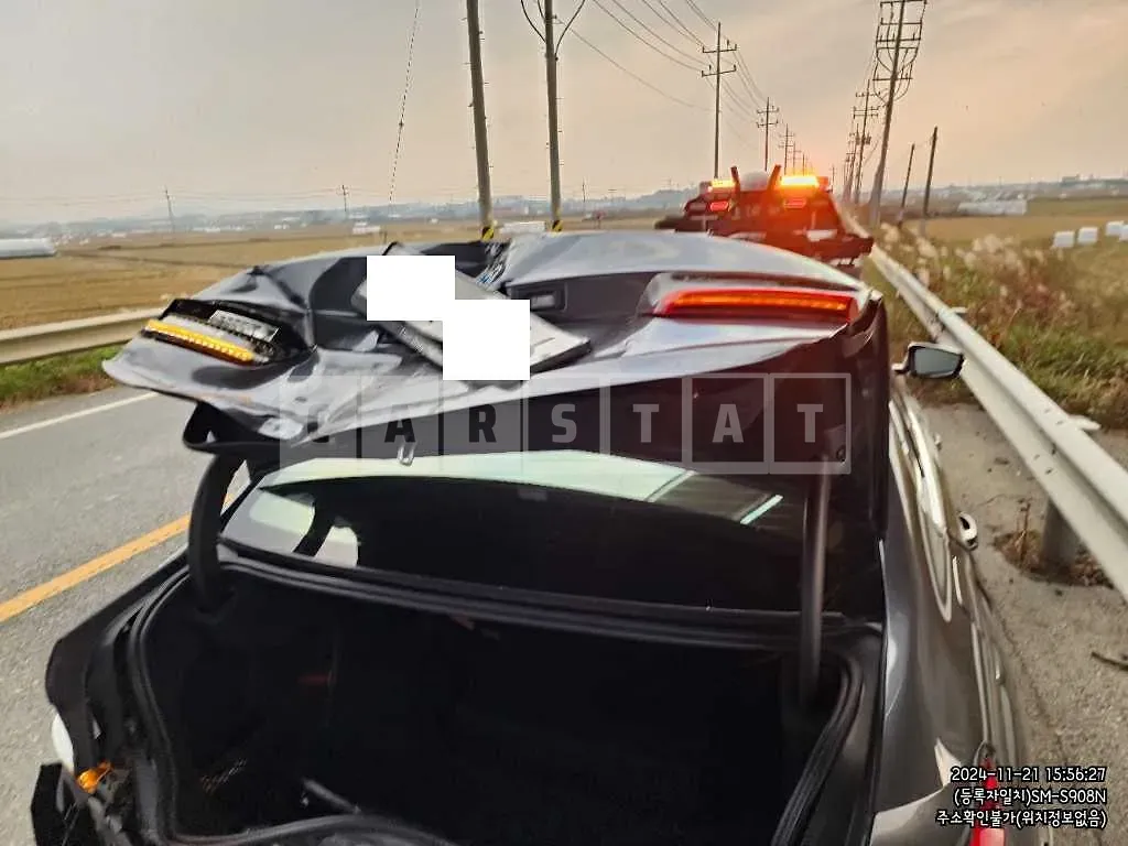 Photo 2 of 16: 2019 BMW 320d — Korean insurance auction