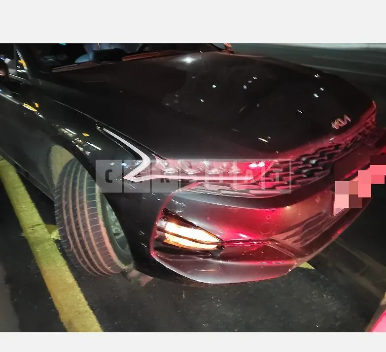 Photo 2 of 10: 2023 Kia K5 — Korean insurance auction
