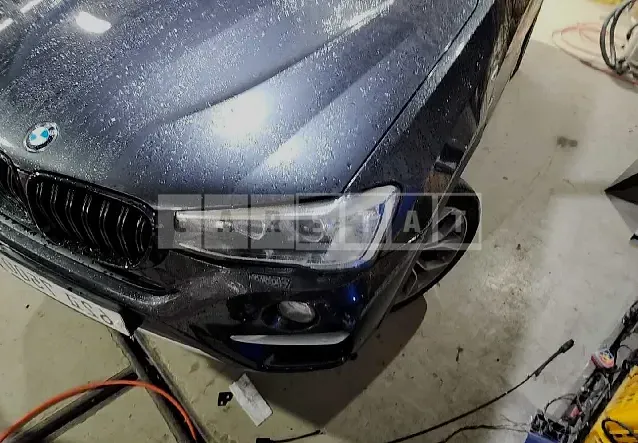 Photo 2 of 9: 2015 BMW X4 xDrive20d, VIN WBAXX1109F0L96403 — Korean insurance auction
