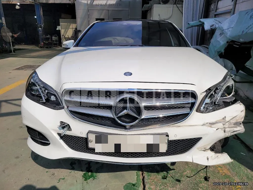 Photo 2 of 17: 2015 Mercedes-Benz E250 BlueTec 4Matic, VIN WDDHF9HB0FB164606 — Korean insurance auction