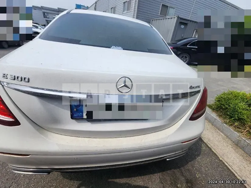Photo 2 of 56: 2020 Mercedes-Benz E300 4Matic — Korean insurance auction