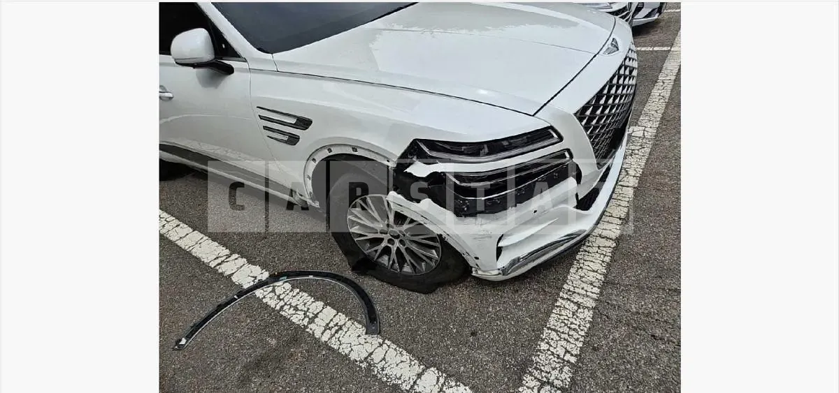 Photo 2 of 11: 2023 Genesis GV80 2.5T — Korean insurance auction
