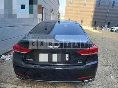 Photo 1 of 17: 2015 Genesis Dh — Korean insurance auction