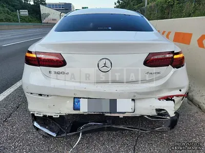 Photo 1 of 11: 2022 Mercedes-Benz E300 d 4Matic Coupe — Korean insurance auction