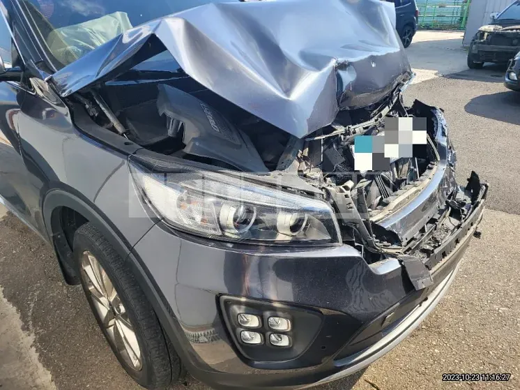 Photo 2 of 15: 2016 Kia Sorento 2.0, VIN KNAPH81ABGA226665 — Korean insurance auction