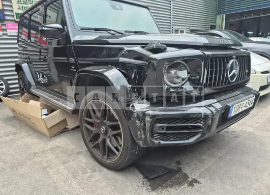 Photo 2 of 33: 2021 Mercedes-Benz G63 — Korean insurance auction