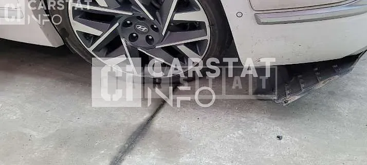 Photo 2 of 14: 2021 Hyundai Santa Fe, VIN KMHS581LGMU358036 — Korean insurance auction