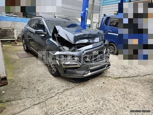 Photo 2 of 11: 2018 Hyundai Kona 1.6 — Korean insurance auction