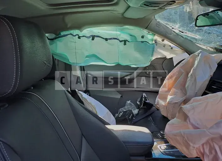 Photo 2 of 9: 2015 BMW X4 xDrive 20d, VIN WBAXX1100F0L97018 — Korean insurance auction