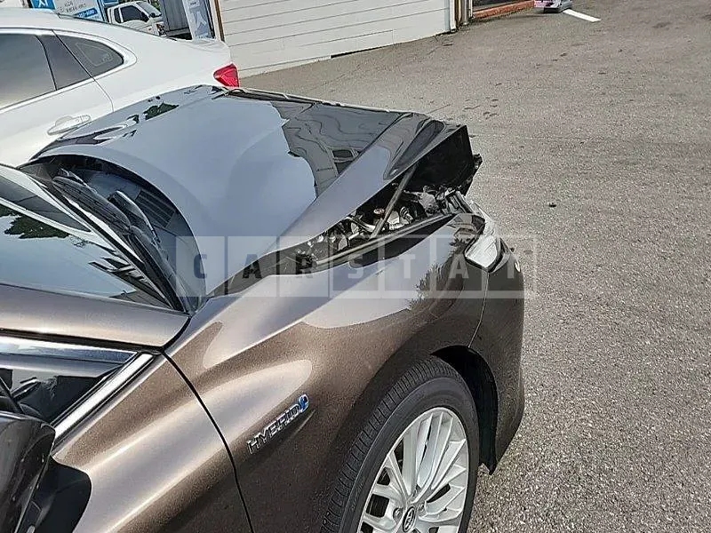 Photo 2 of 12: 2018 Toyota Camry Hybrid, VIN JTNB21HK1J3011776 — Korean insurance auction