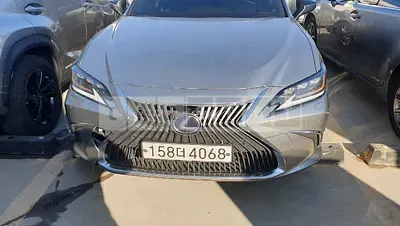 Photo 1 of 7: 2021 Lexus ES300h, VIN JTHBA1C11M2003546 — Korean insurance auction