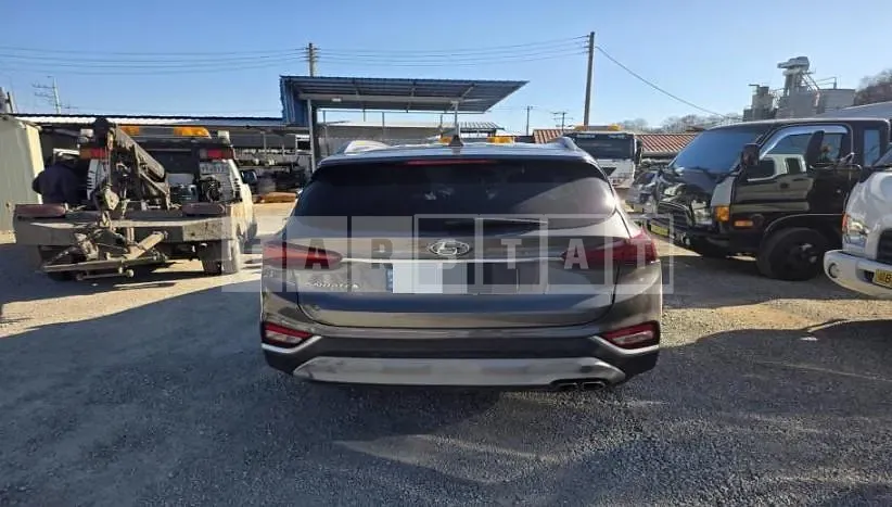 Photo 2 of 20: 2019 Hyundai Santa Fe TM, VIN KMHS281BBLU254656 — Korean insurance auction