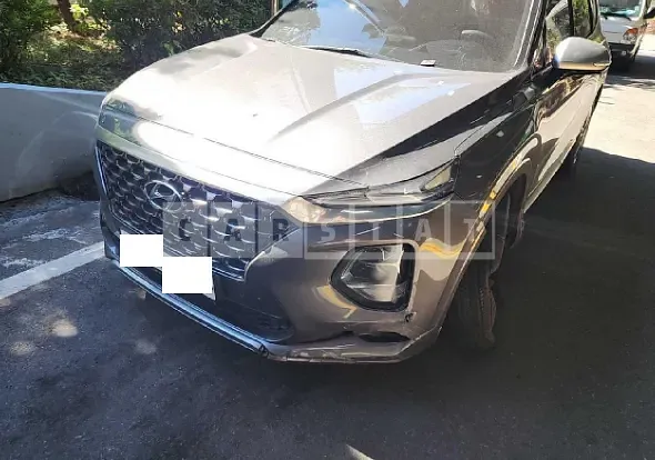 Photo 2 of 20: 2019 Hyundai Santa Fe, VIN KMHS581CDKU183390 — Korean insurance auction