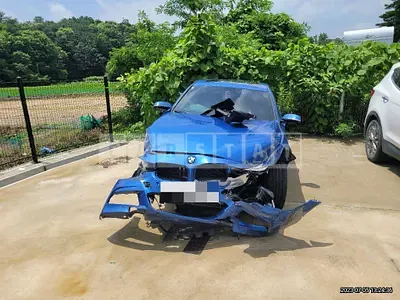Photo 1 of 22: 2018 BMW 330i, VIN WBA8B9103JA826317 — Korean insurance auction