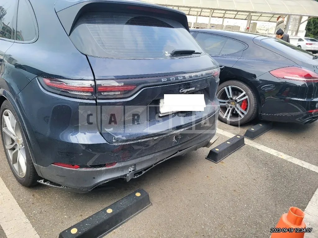 Photo 2 of 50: 2020 Porsche Cayenne, VIN WP1AA29Y7LDA13748 — Korean insurance auction